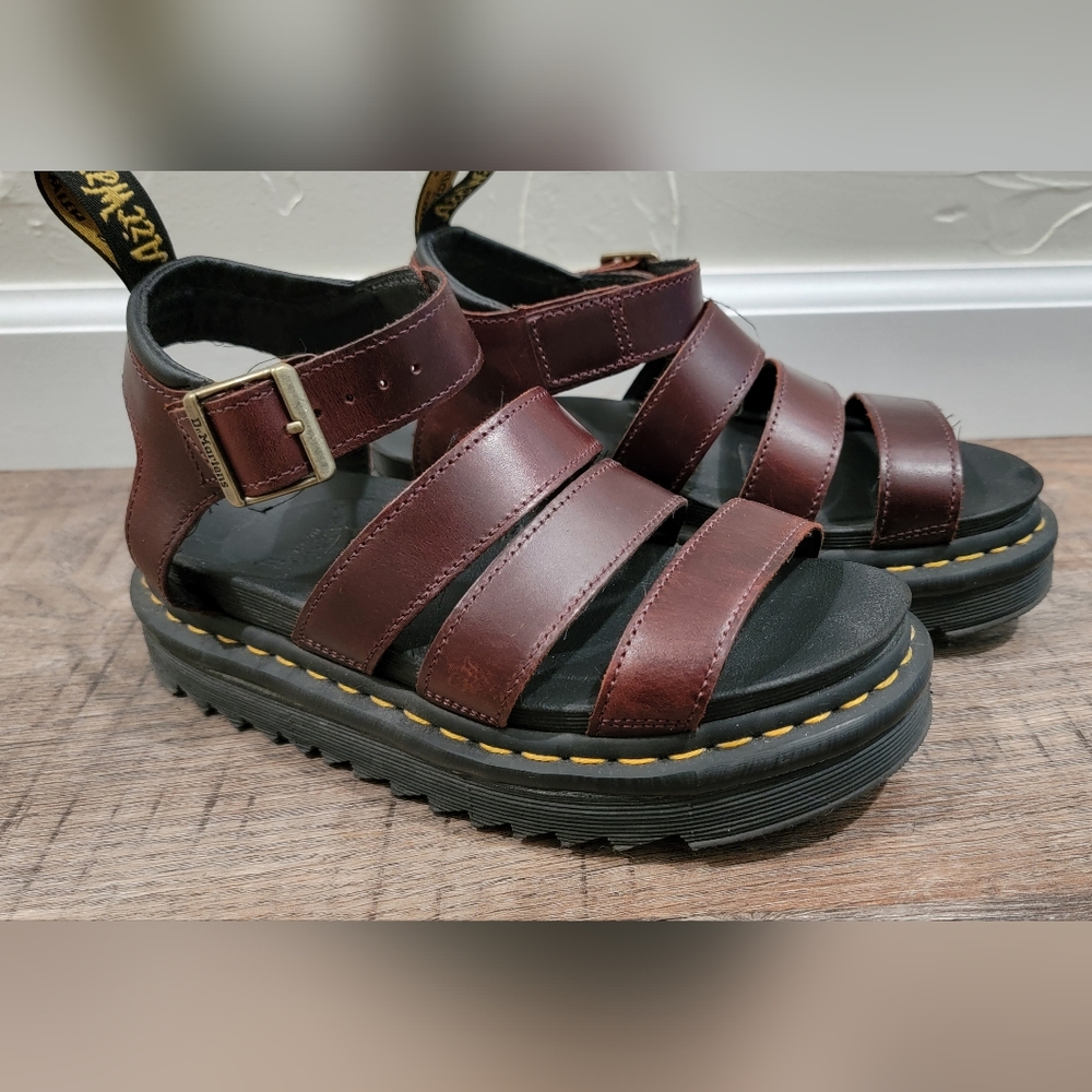Dr Martens Blaire size US6